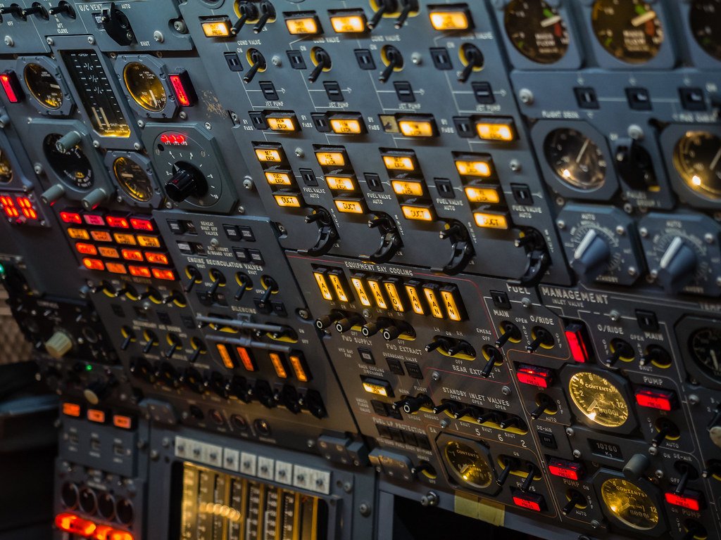 Concorde flight engineer's desk | wi-fli | Flickr
