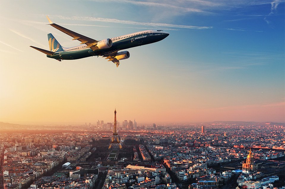 Boeing makes a splash with Paris launch of 737 MAX 10 jet - GeekWire