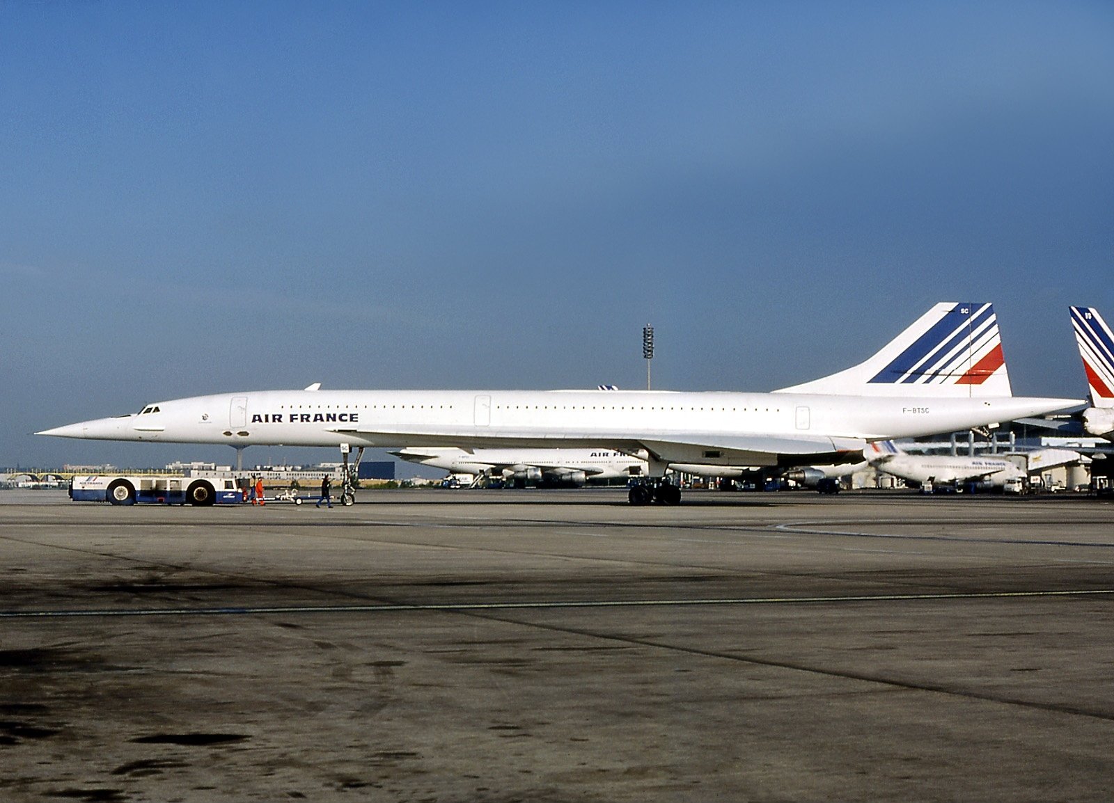 A supersonic tragedy: Air France 4590.