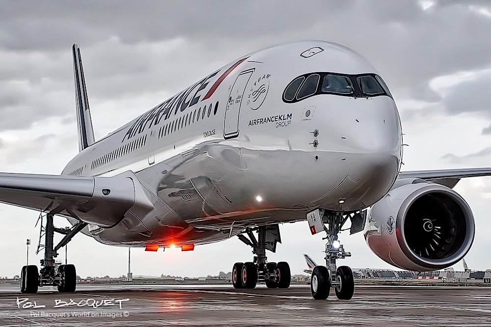 Airbus A350 VS. Boeing 787