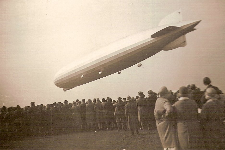The birth of the first airline