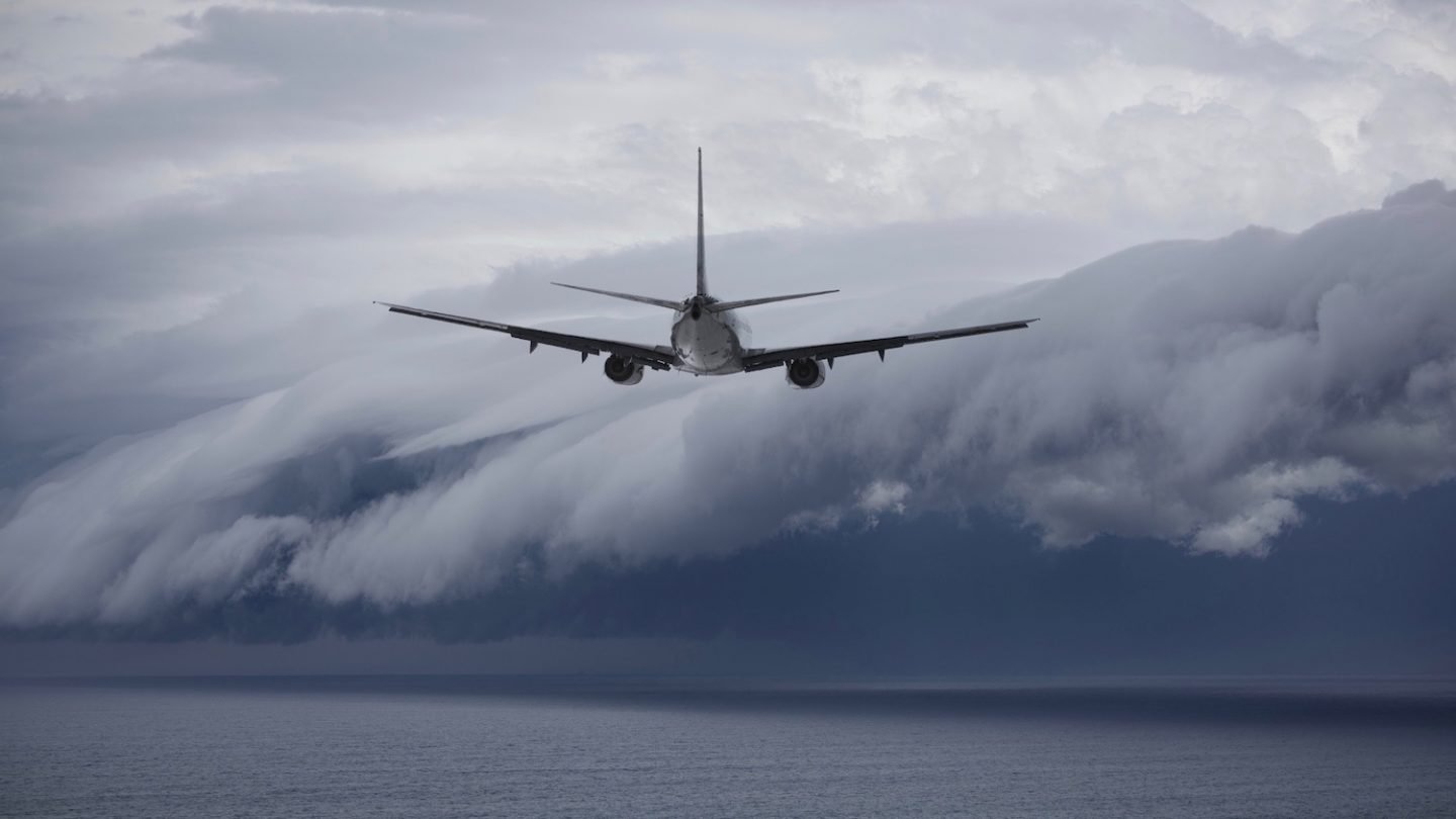 One engine rule (ETOPS)