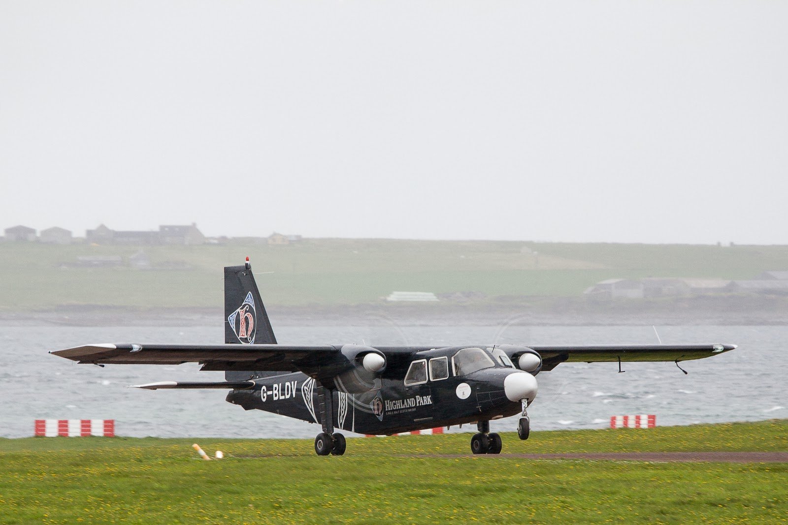 The flight that lasts one minute