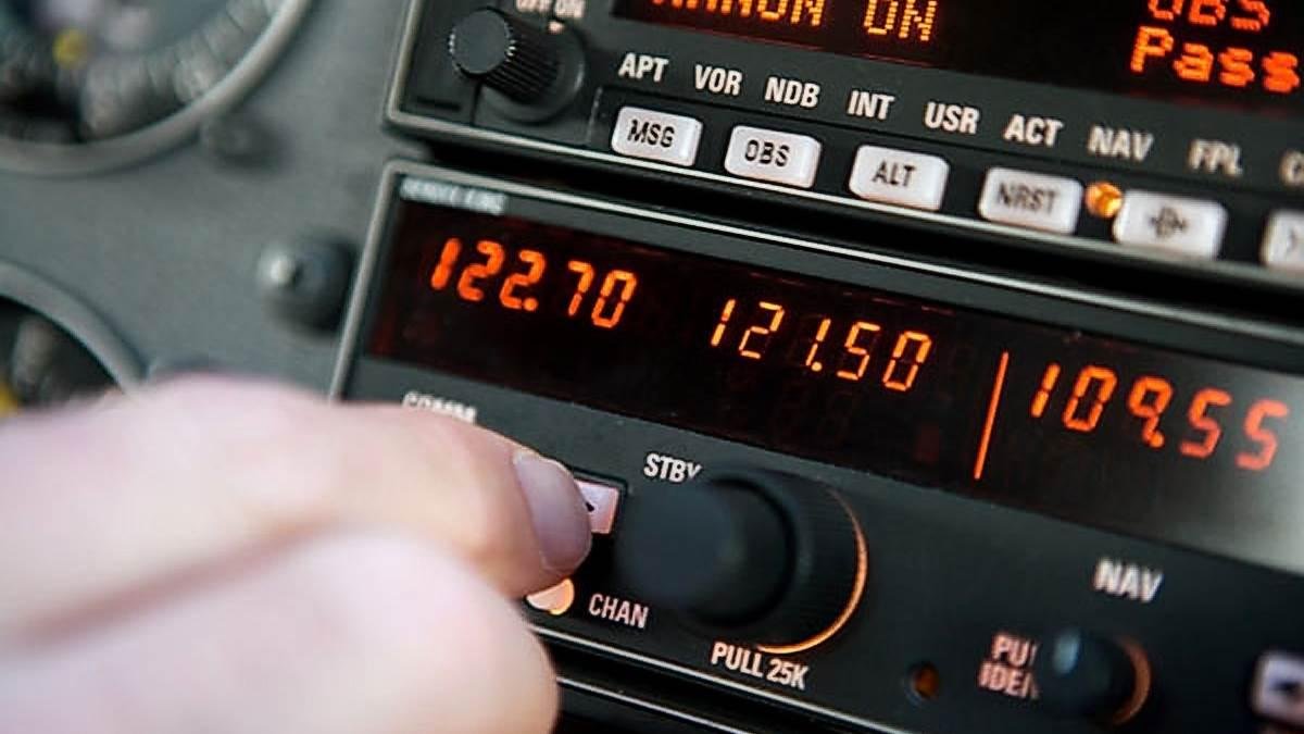 Learn about the Types of Aviation Radio Signals