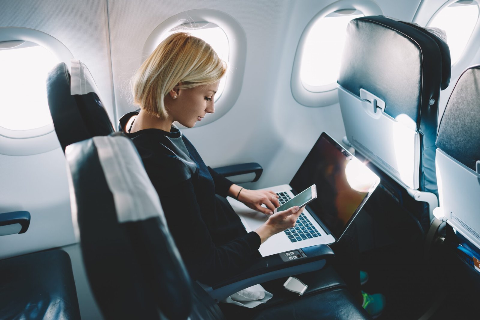 How Does WIFI Work on a Plane?