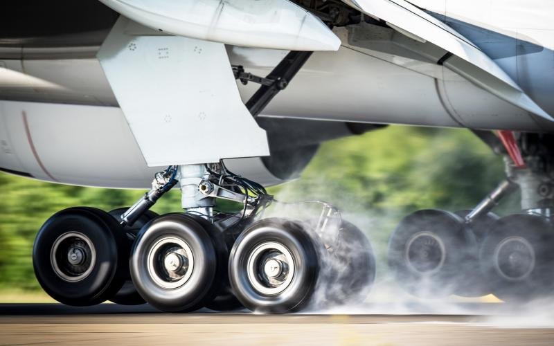 Here’s Why Airplane Tires Don’t Explode On Impact
