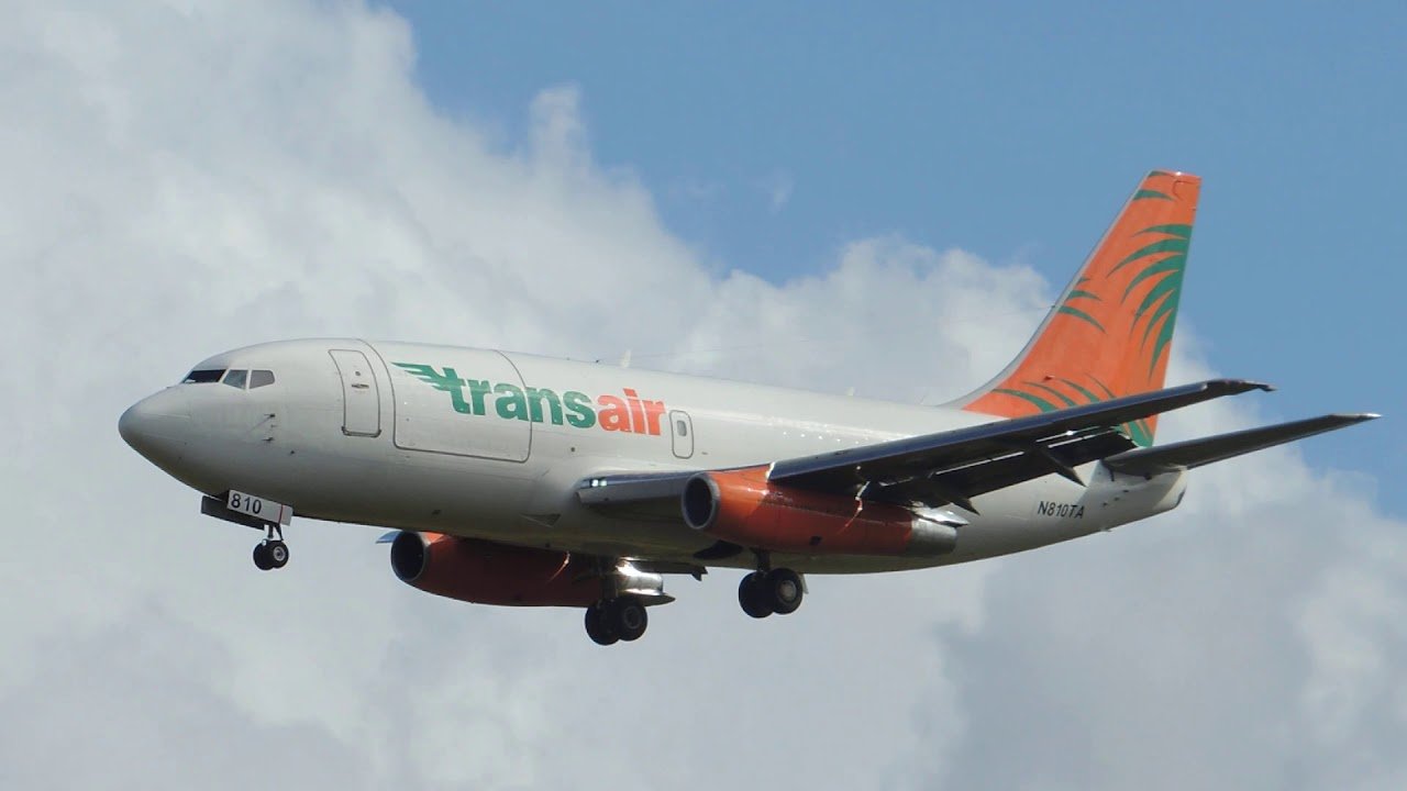 Transair 737 Crashes Off the Coast of Hawaii