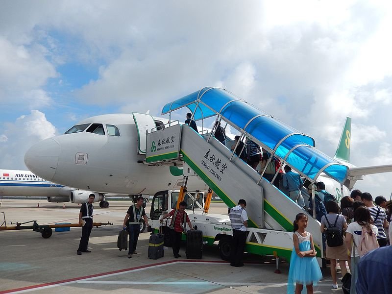 Why Do We Board Planes From The Left-Hand Side?