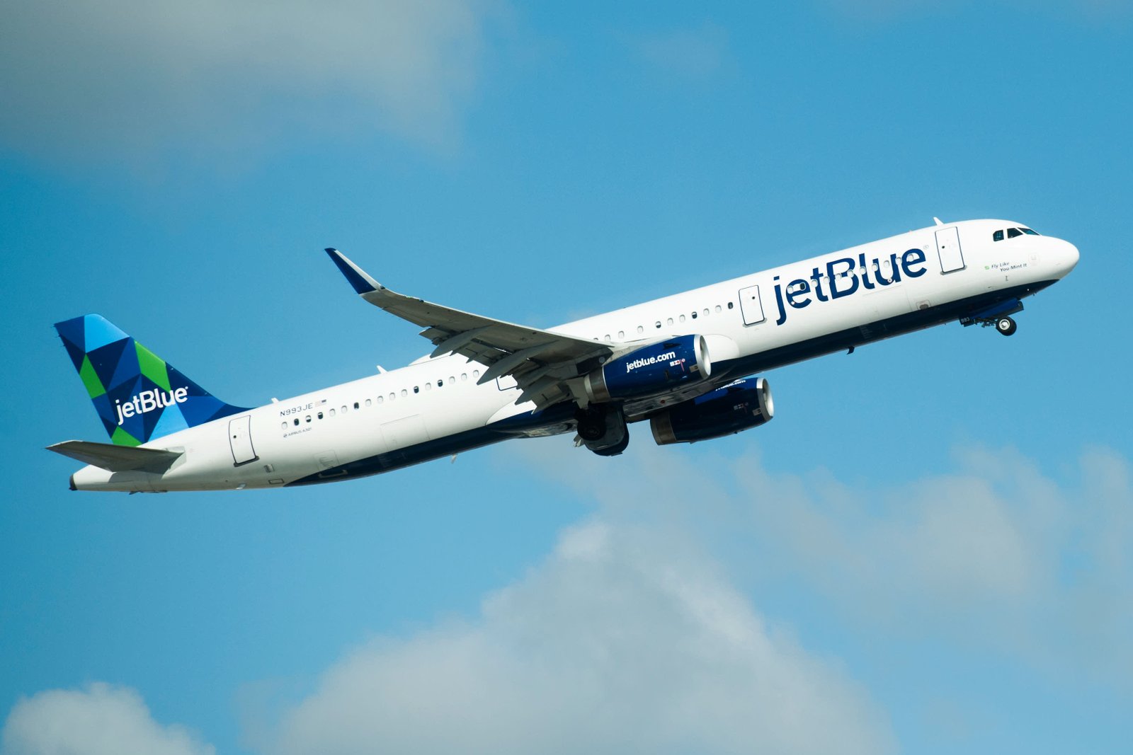 Why are low-cost airlines such big money makers? | Part 2