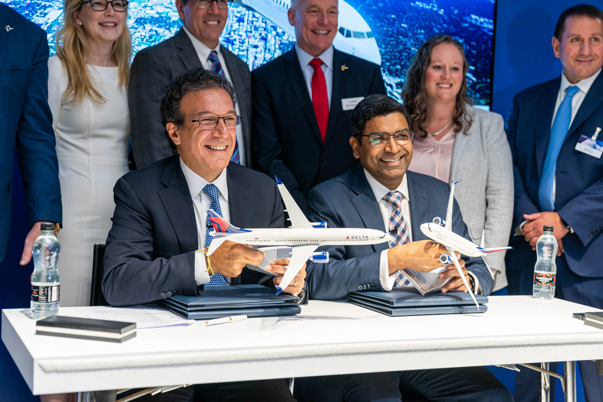 Delta Orders 100 Boeing 737 Max 10 Planes