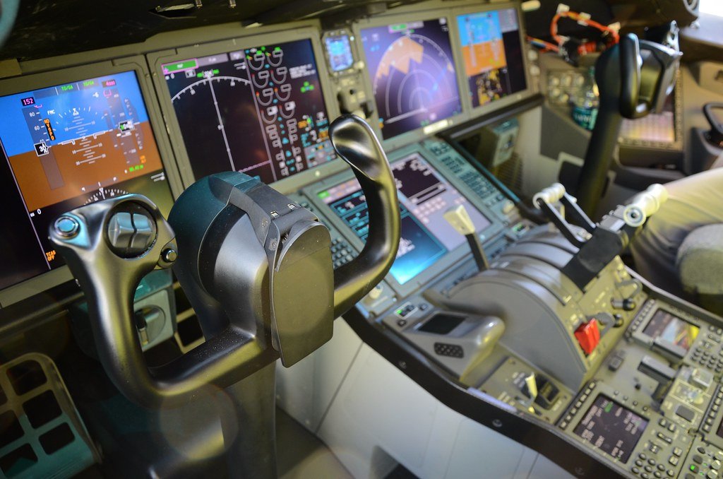 Airbus Planes Have Side Sticks While Boeing's Have Yokes - The yoke of a Boeing Aircraft