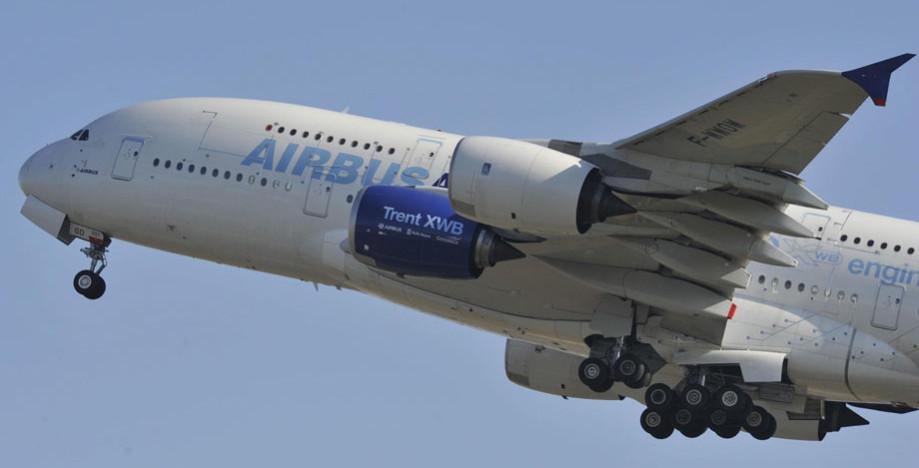 Airbus tested the Trent XWB engine for the A350 on the A380