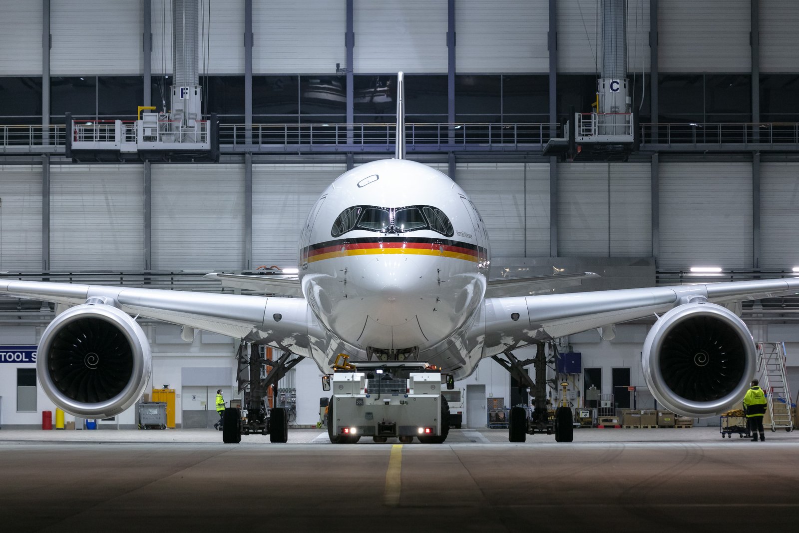 Germany Receives its First Fully Equipped Government Airbus A350