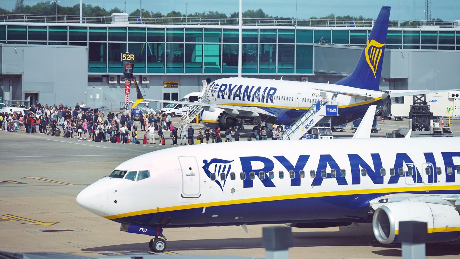 How Do Budget Airlines Keep Their Prices So Low?