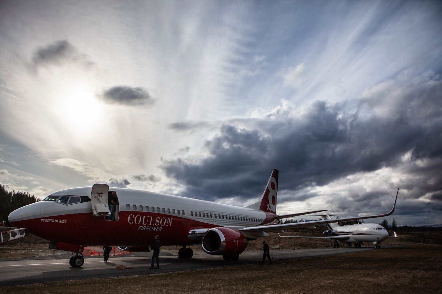 Firefighting Boeing 737 Crashes in Australia