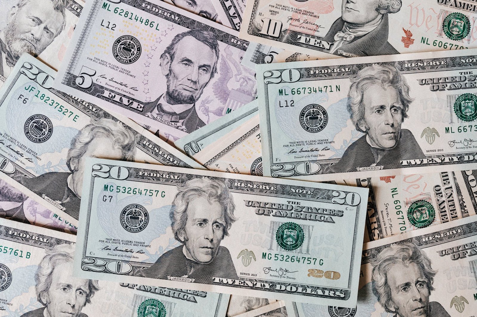 Top 5 Lucrative Aviation Business Ideas that can Mint Money