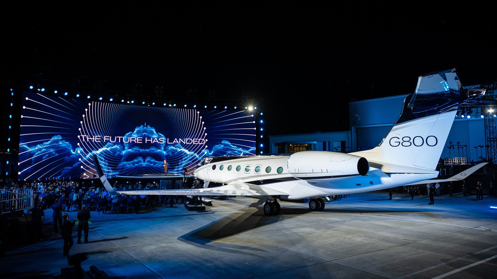 Luxury Redefined: Discover the Gulfstream G800 Business Jet