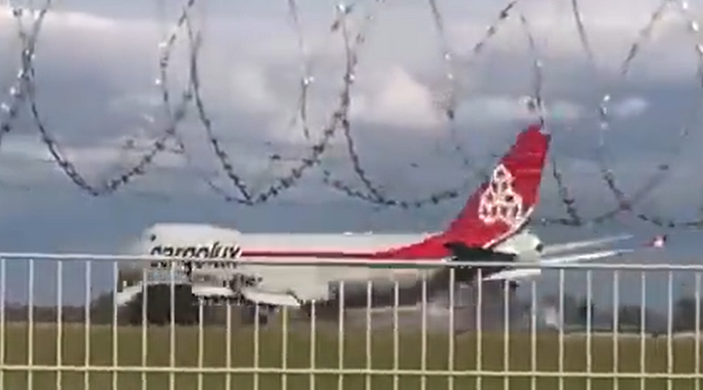 Video: Cargolux Boeing 747 Damaged During Landing at Luxembourg