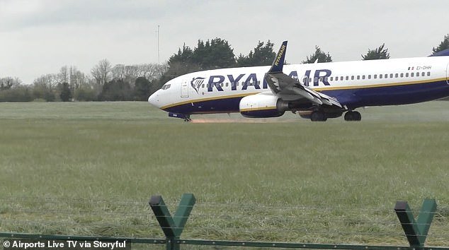 Ryanair Boeing 737
