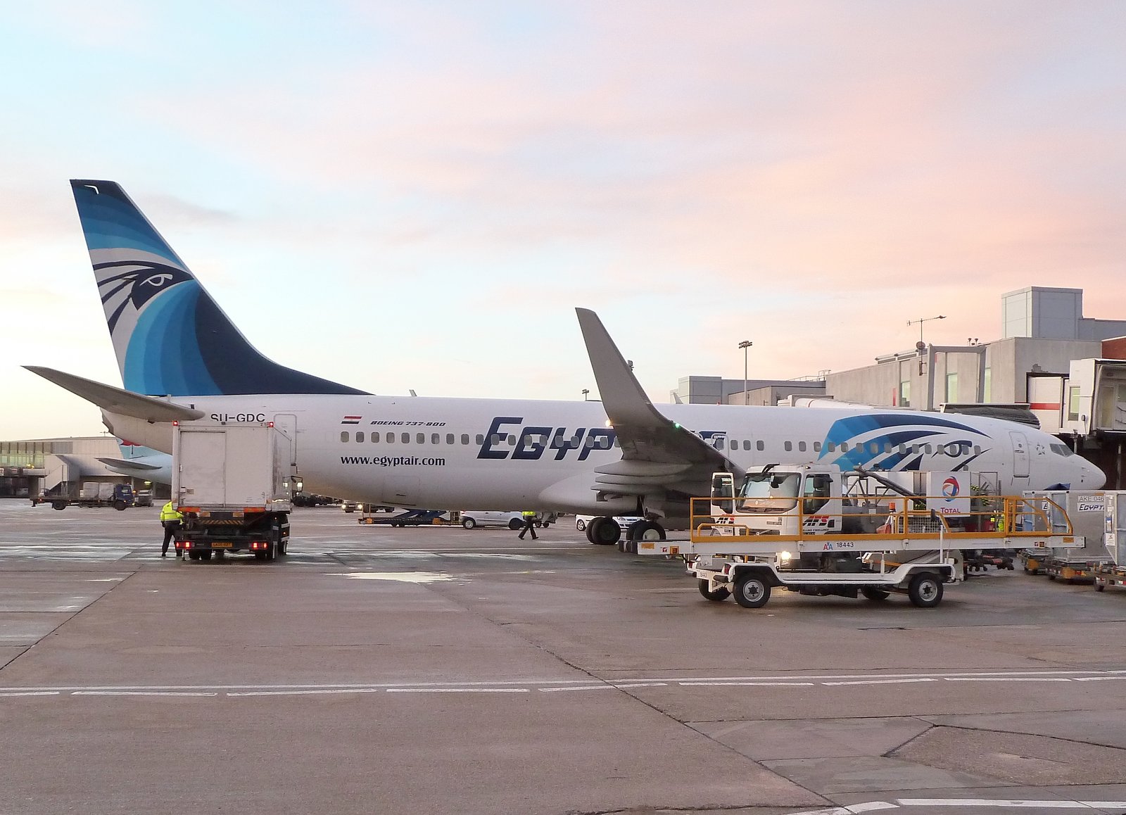 Egyptair's Boeing 737 Blew Out a Tire During Landing in Jeddah