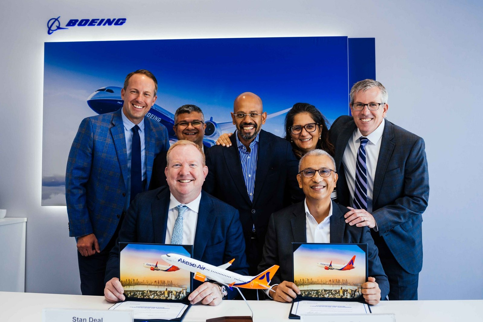 Akasa Air Joins Indian Contingent in Dominating Paris Air Show with Boeing 737 MAX Order
