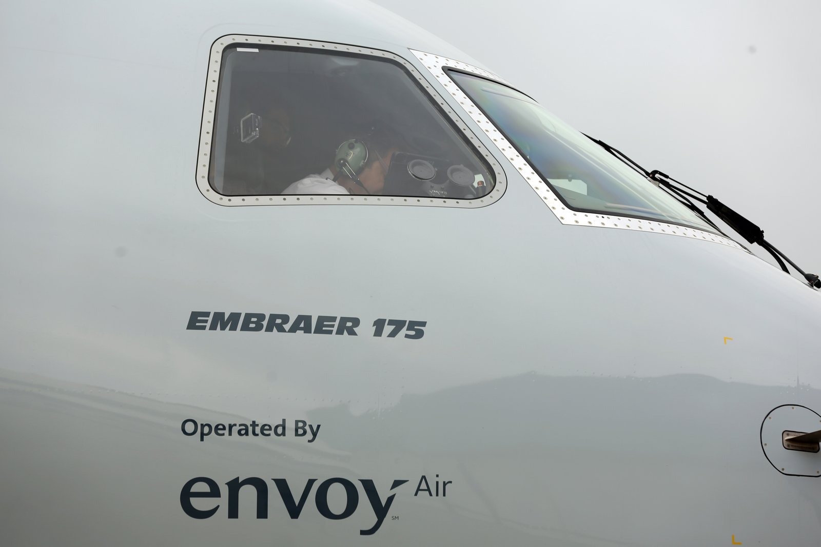 American Airlines Places Firm Order for Seven E175s at Paris Air Show 2023
