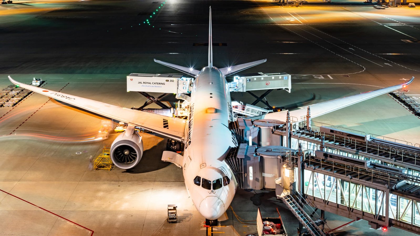 Boeing's Outlook: The Future of Commercial Aviation Requires 42,600 New Airplanes Over the Next 20 Years