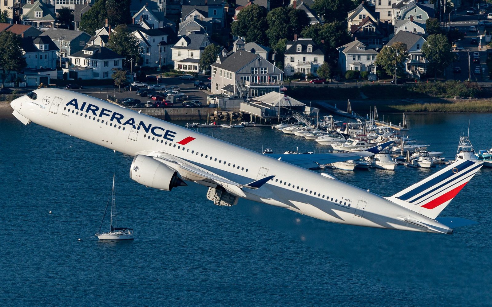 Speed of Passenger Planes