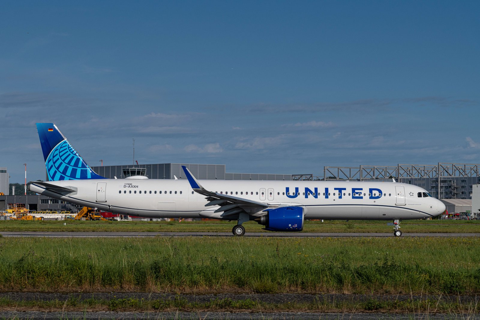 United Airlines Expands Fleet with 60 More Airbus A321neos