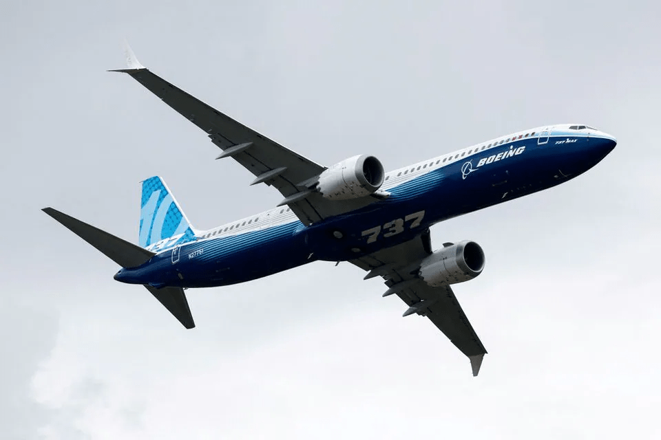 FAA Approves Boeing MAX 10