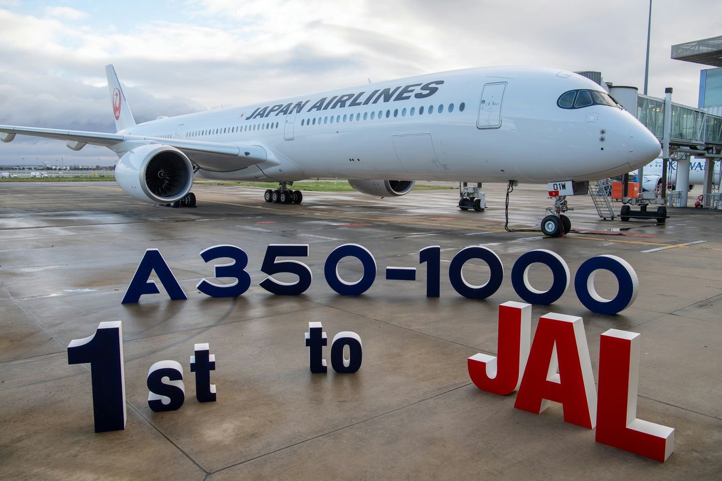 Japan Airlines has Received its First Airbus A350-1000