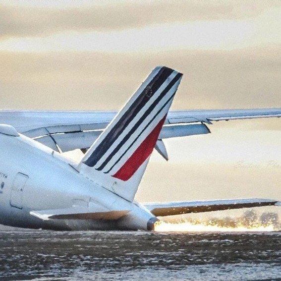 Air France A350 Tail Strike During Landing at Toronto
