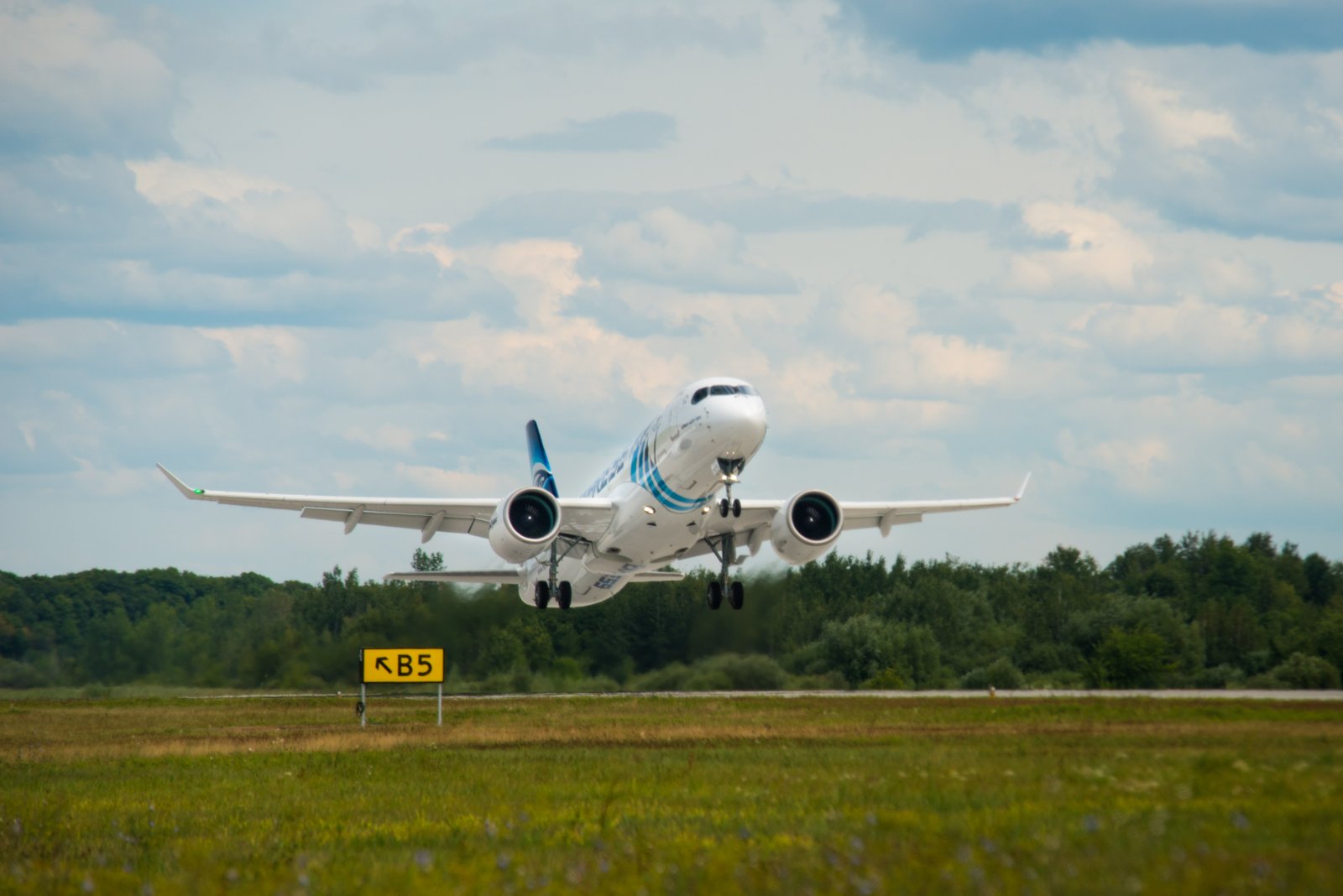 EgyptAir Sells Its Airbus A220 Fleet