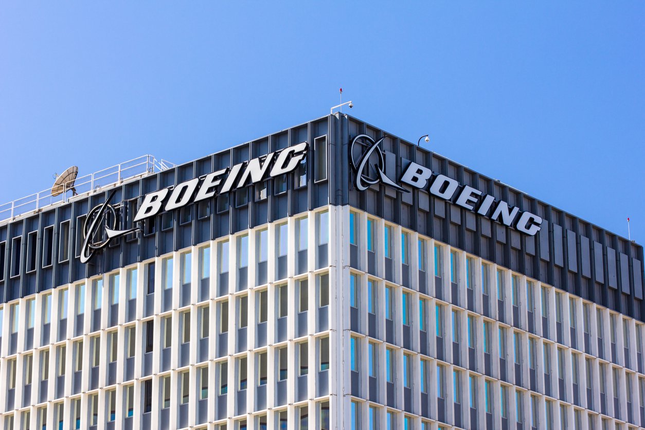 Breaking: Boeing CEO to Resign as 737 MAX Crisis Spurs Top Management Overhaul