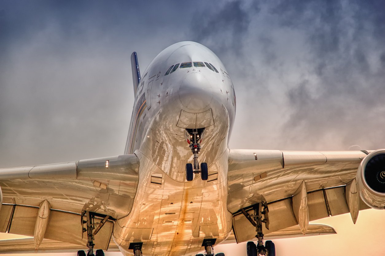 How Long Can Commercial Aircraft Last?