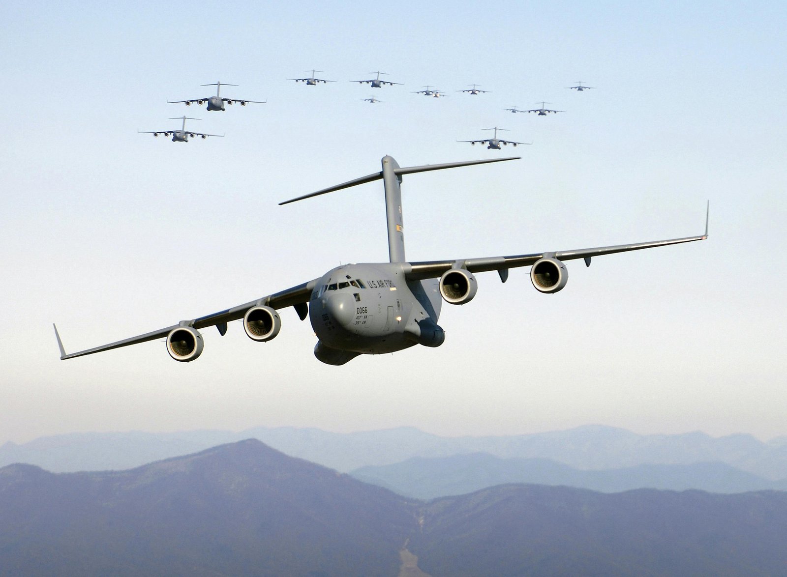 C-17 Globemaster III Overview