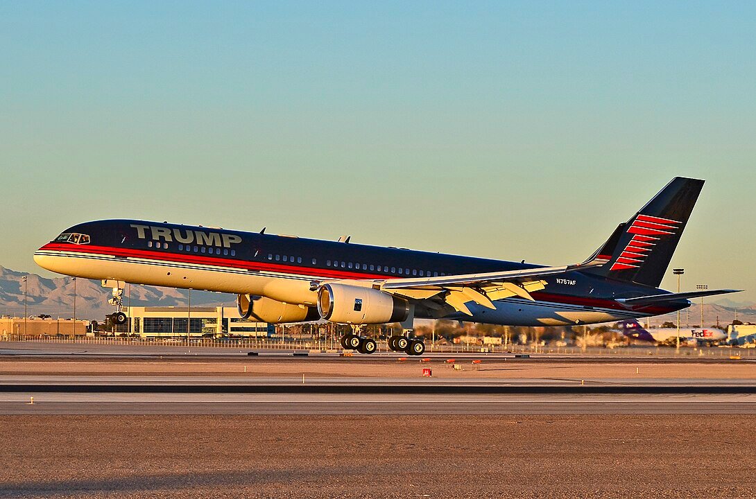 Donald Trump Departs Pennsylvania on Boeing 757 After Hospitalization