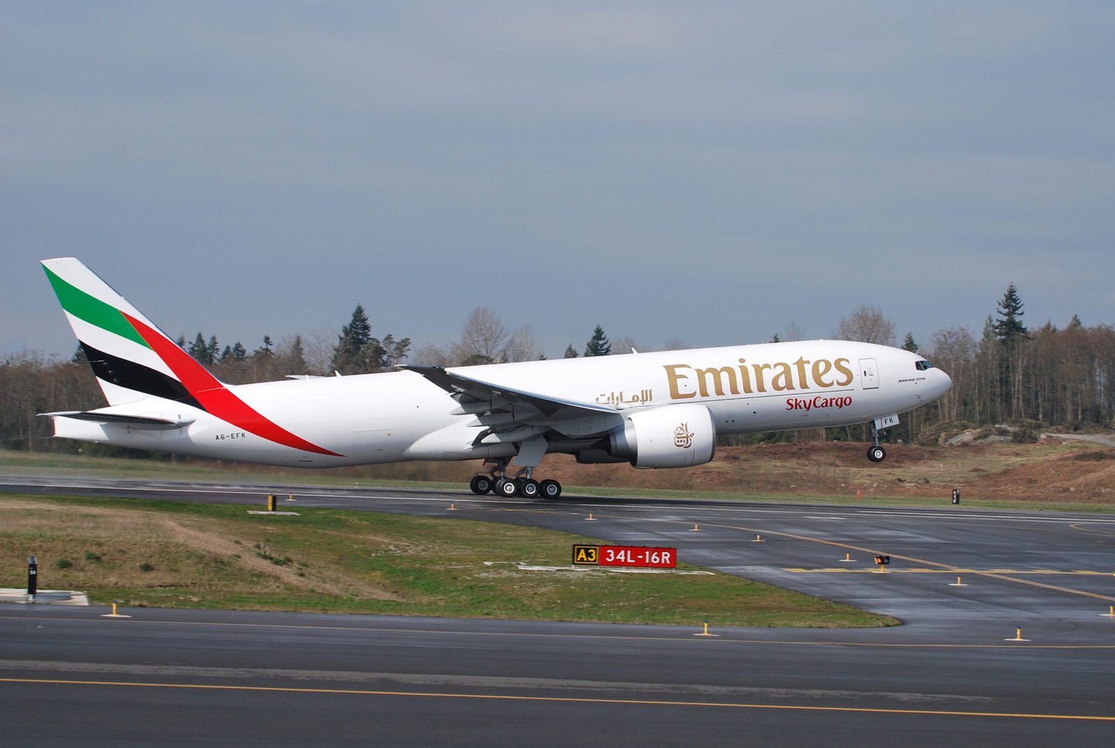 Emirates SkyCargo Expands Fleet with Order for Five Boeing 777 Freighters