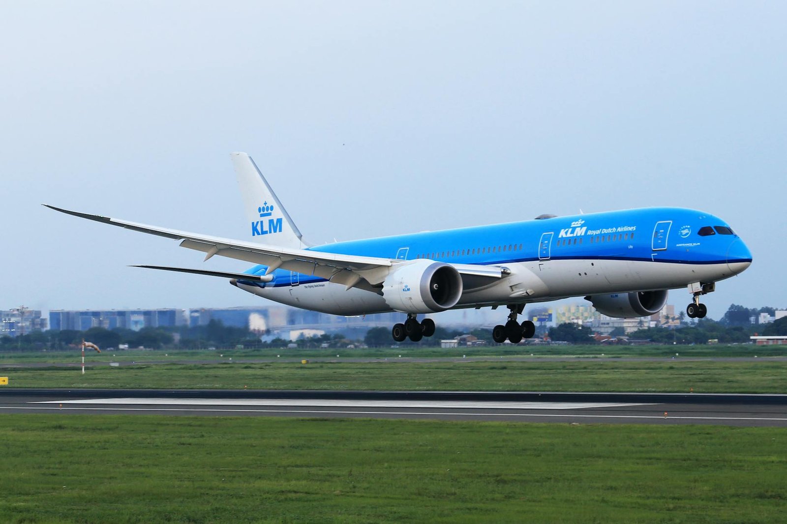 Why the Boeing 787 Dreamliner Doesn't Have Winglets?