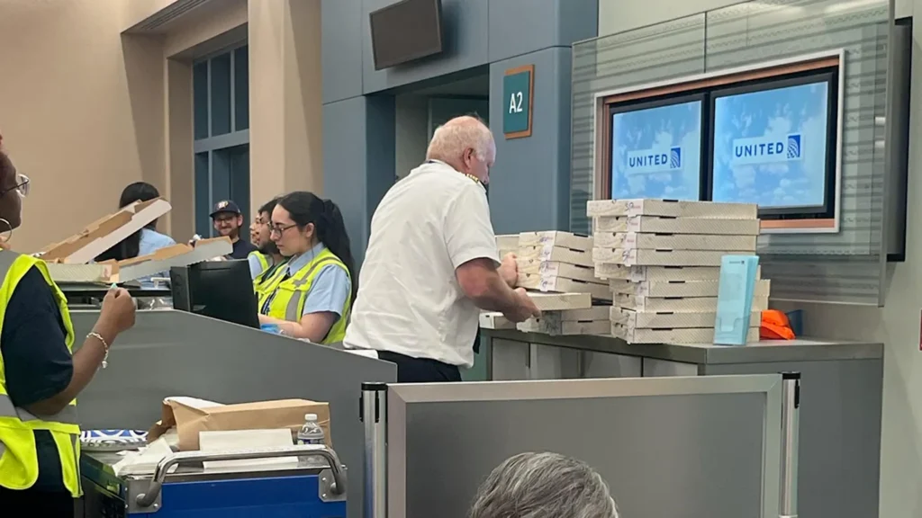 United Airlines Pizza