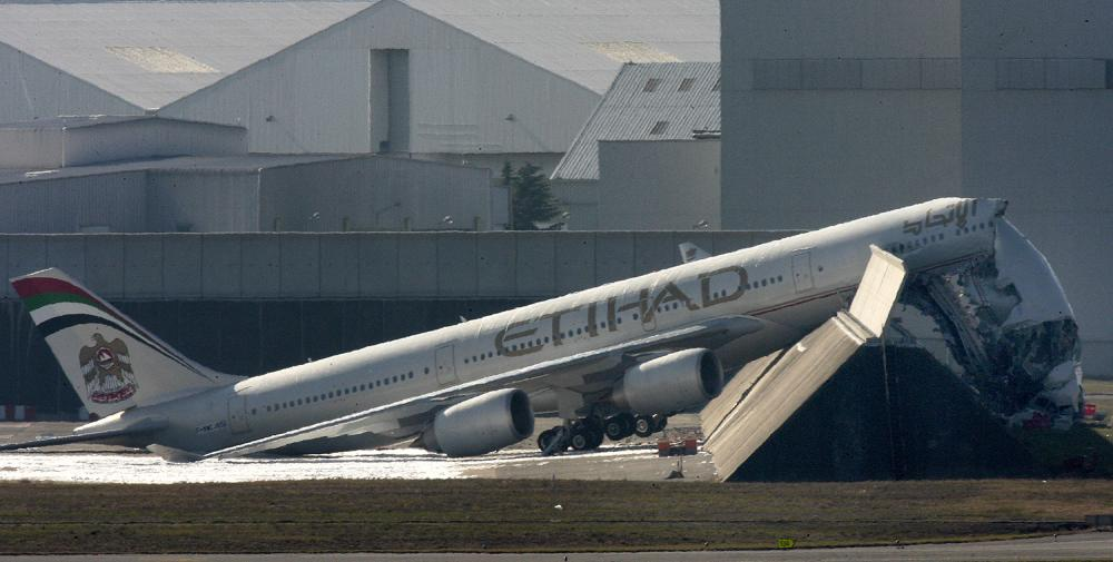 Etihad Airbus A340