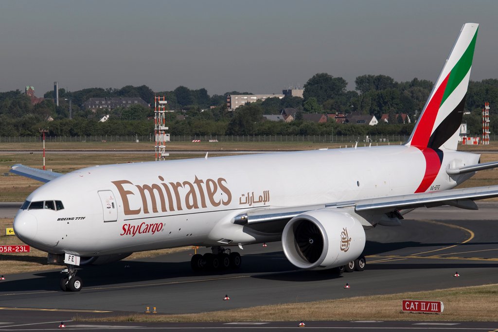 Emirates Expands Cargo Fleet with Boeing 777F Order