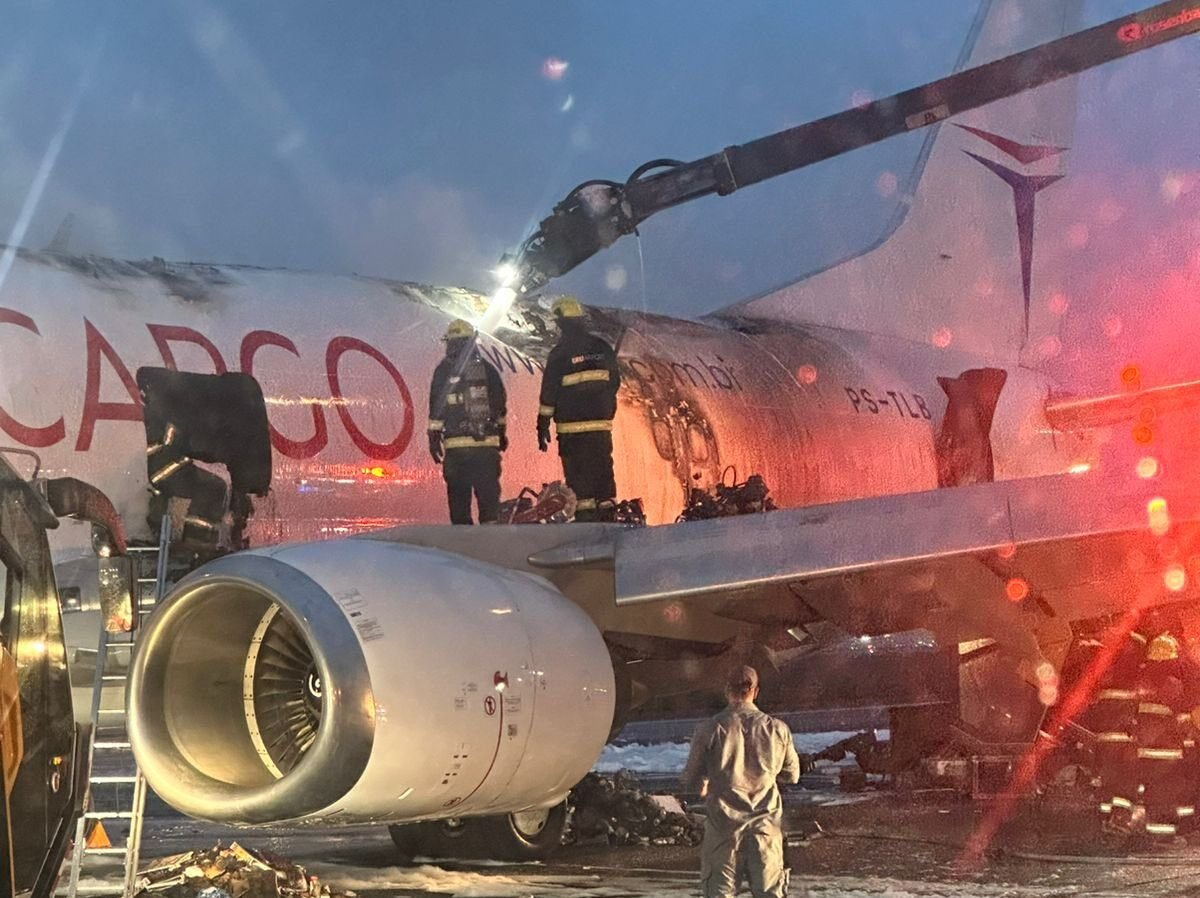 Total Linhas Aéreas 737 Freighter Catches Fire After Emergency Landing