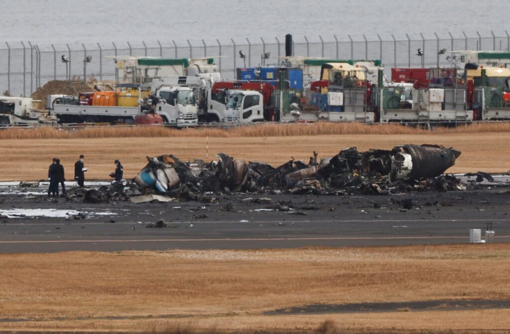 Japan Airlines and Coast Guard Collision