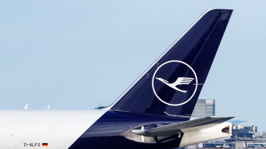 Boeing 777-9 Launch Customer