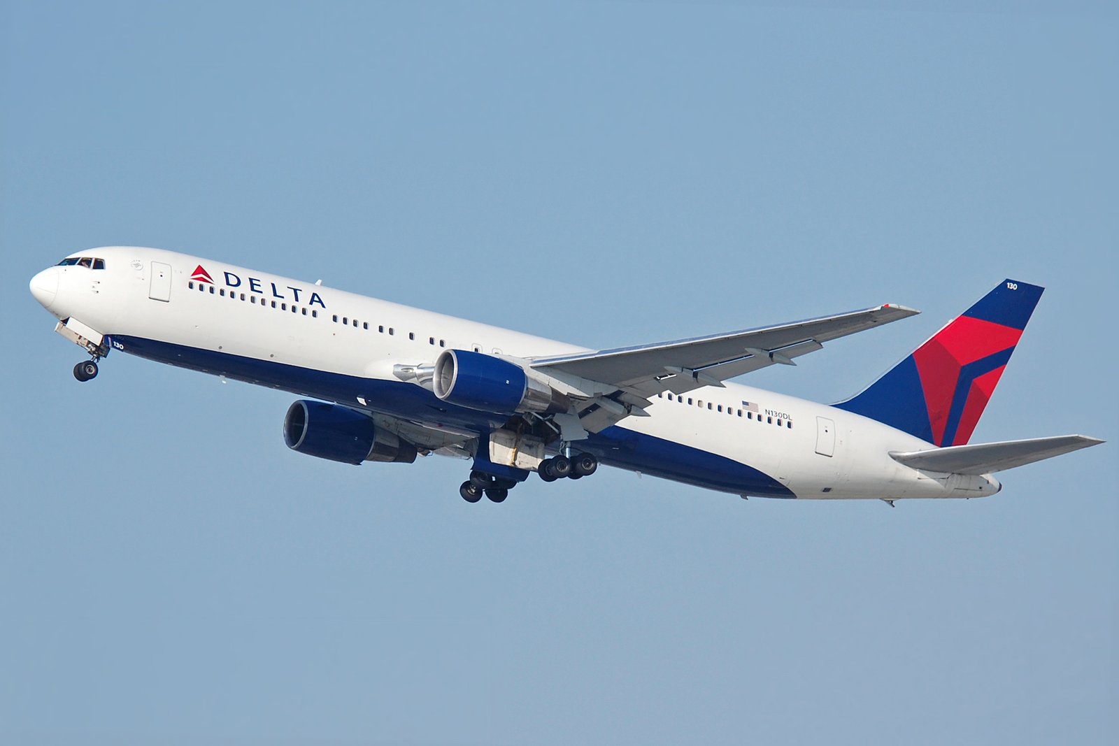 FAA Orders Inspections for Boeing 767 Landing Gear Amid Safety Concerns