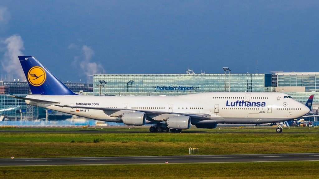 Lufthansa Captain Incapacitated