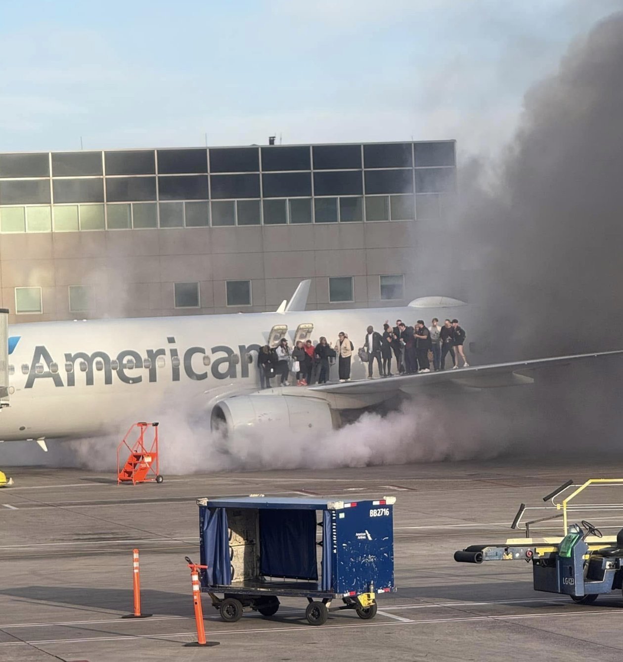 American Airlines Boeing 737-800 Catches Fire at Denver International Airport